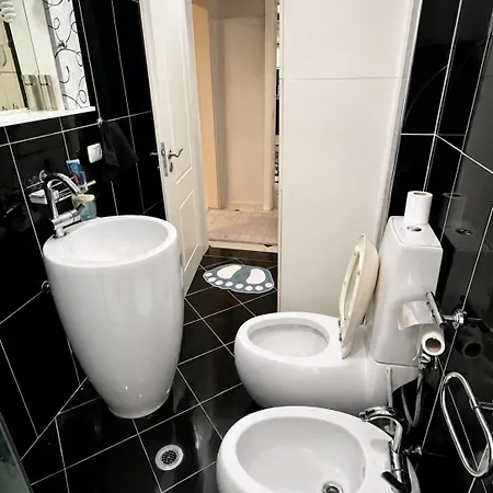 Irina Apartmán Golem (Tirana)